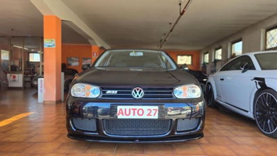 Volkswagen Golf 3.2 V6 cat 3 porte R32 (2)