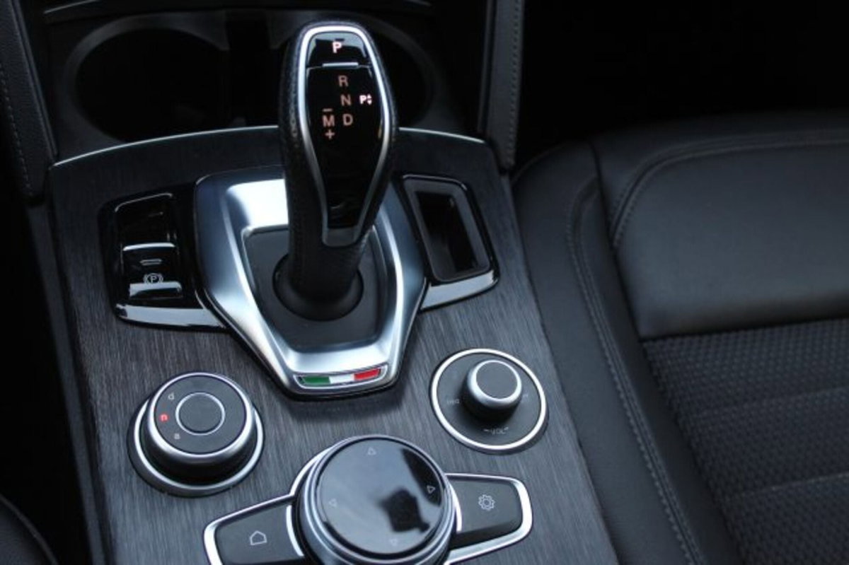 Alfa Romeo Stelvio Stelvio 2.2 Turbodiesel 160 CV AT8 RWD Sprint (15)