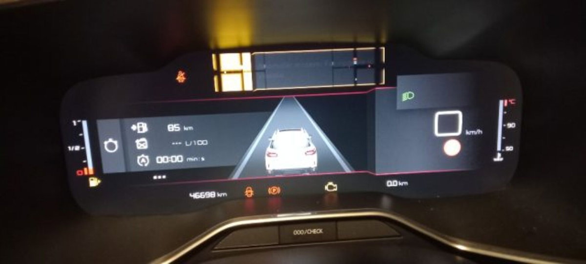 Citroen C5 Aircross Aircross BlueHDi 130 S&S EAT8 Feel Pack (8)