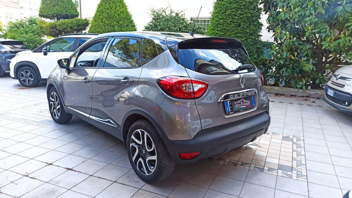Renault Captur 1.5 dCi 8V 90 CV Start&Stop Energy R-Link (3)