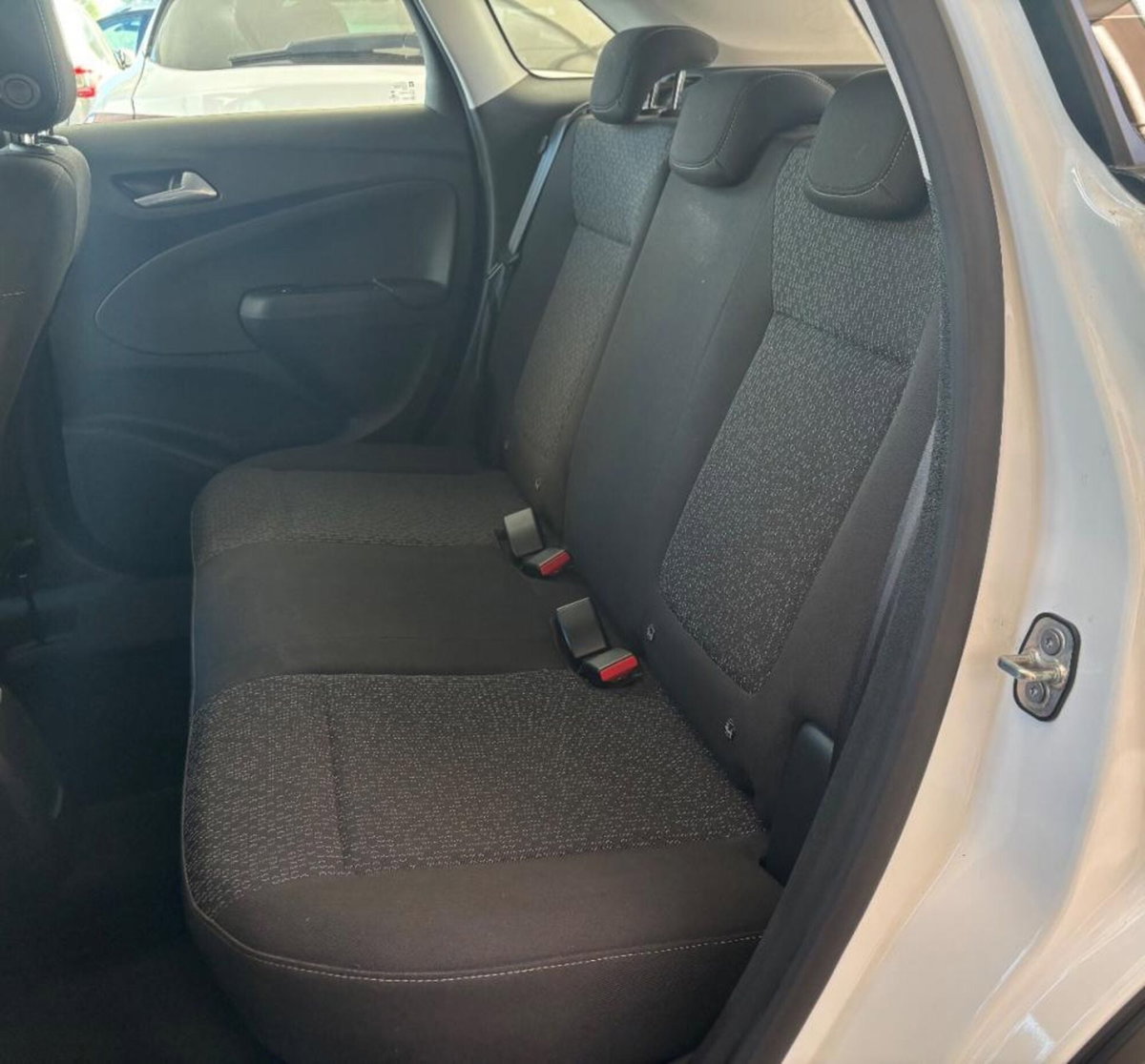 Opel Crossland 1.5 ecotec Ultimate 110cv (9)