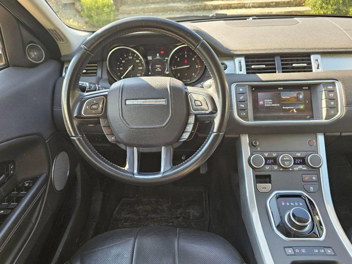 Land Rover Range Rover Evoque 2.0D I4-L.Flw 150 CV AWD Auto HSE (16)