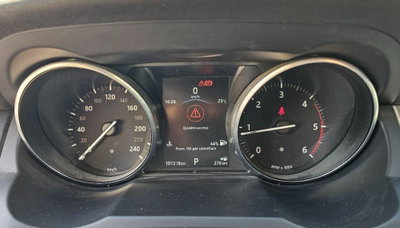 Land Rover Range Rover Evoque 2.0D I4-L.Flw 150 CV AWD Auto HSE (18)