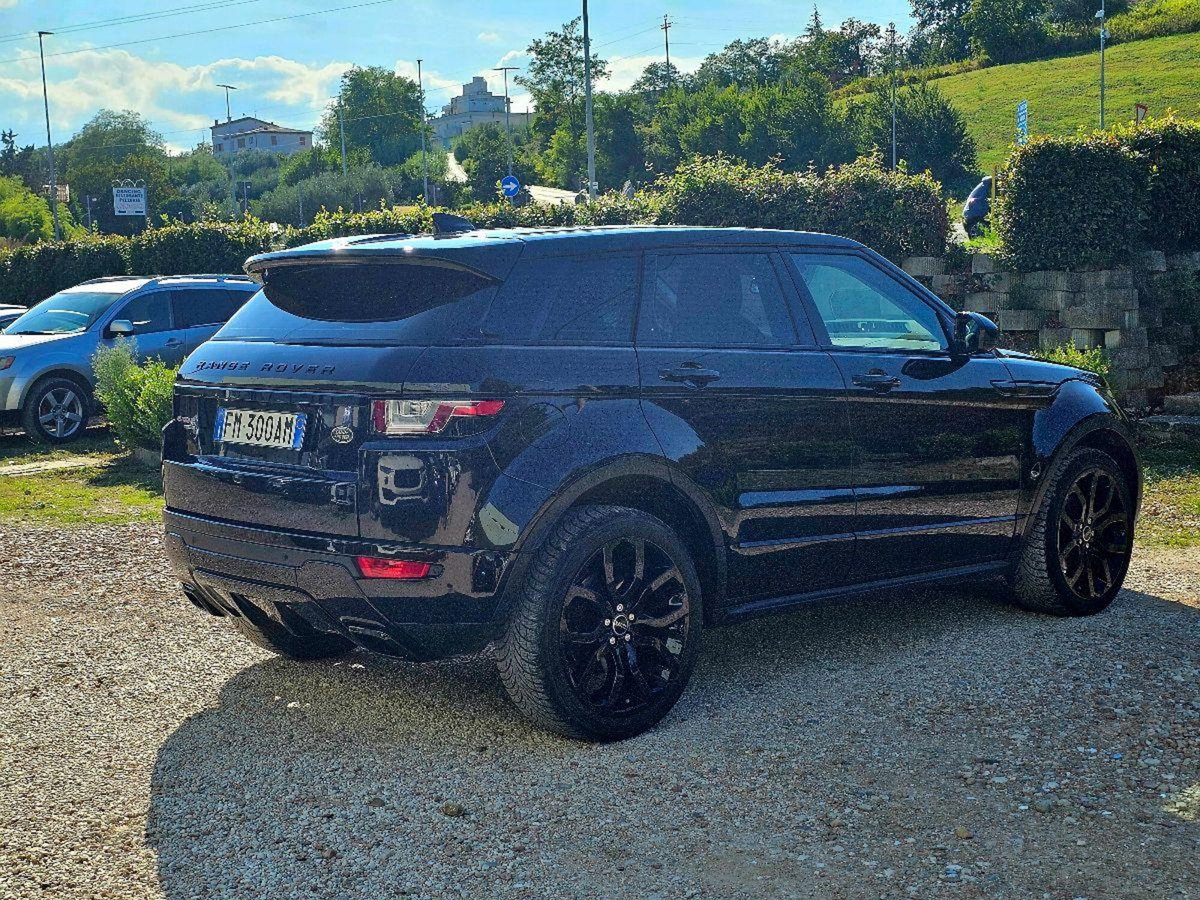 Land Rover Range Rover Evoque 2.0D I4-L.Flw 150 CV AWD Auto HSE (9)