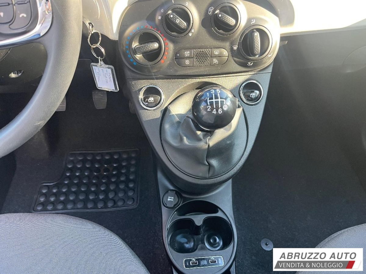 Fiat 500 1.0 Hybrid Lounge (13)