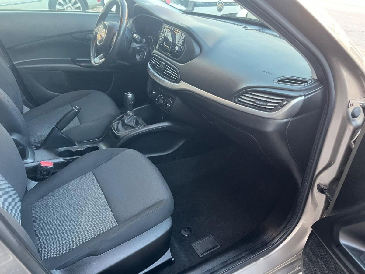 Fiat Tipo Station Wagon Tipo 1.3 Mjt S&S SW Street (12)