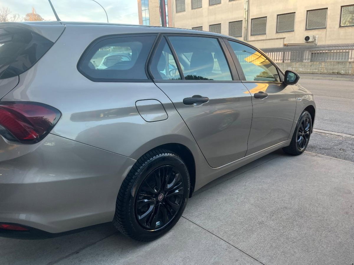 Fiat Tipo Station Wagon Tipo 1.3 Mjt S&S SW Street (4)