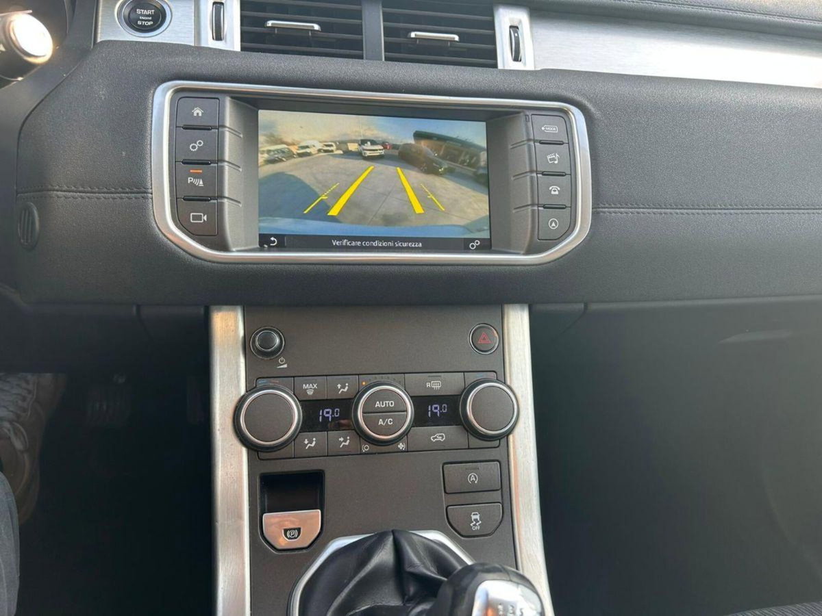 Land Rover Range Rover Evoque 2.0 eD4 5p. SE Dynamic (14)