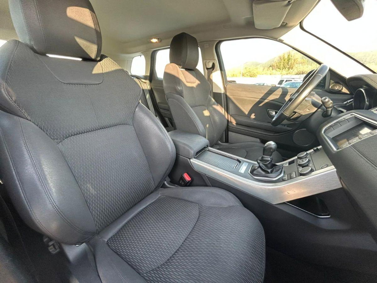 Land Rover Range Rover Evoque 2.0 eD4 5p. SE Dynamic (9)