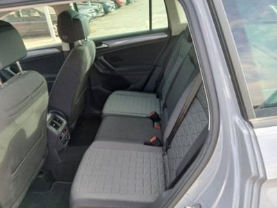 Volkswagen Tiguan 2.0 tdi Life 150cv dsg (9)