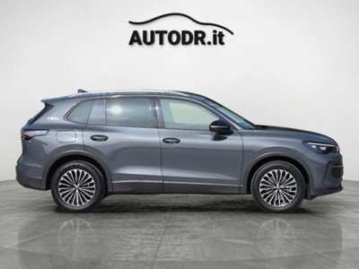 Volkswagen Tiguan 2.0 tdi Edition 150cv dsg (6)
