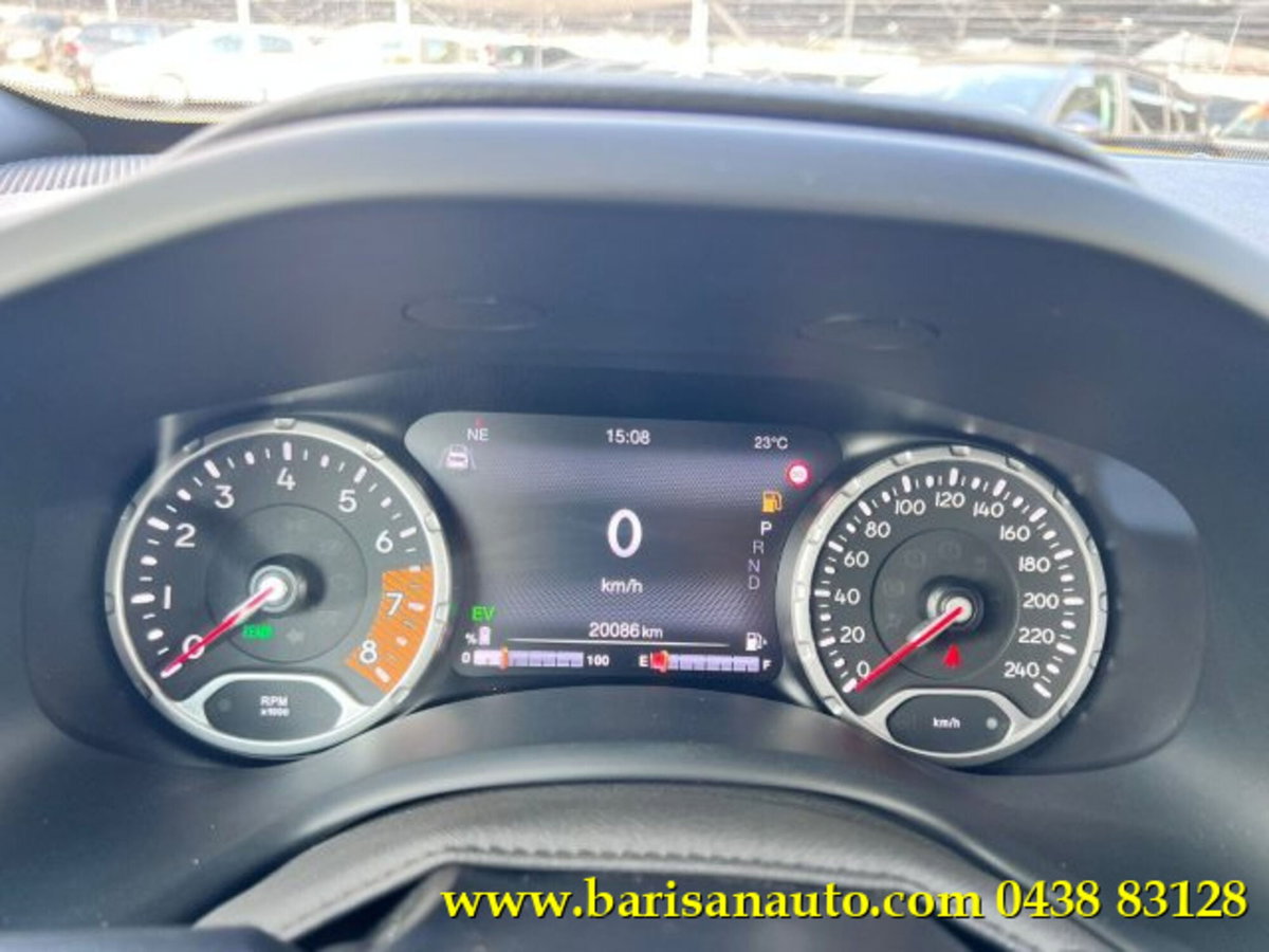Jeep Renegade 1.5 Turbo T4 MHEV Limited (11)