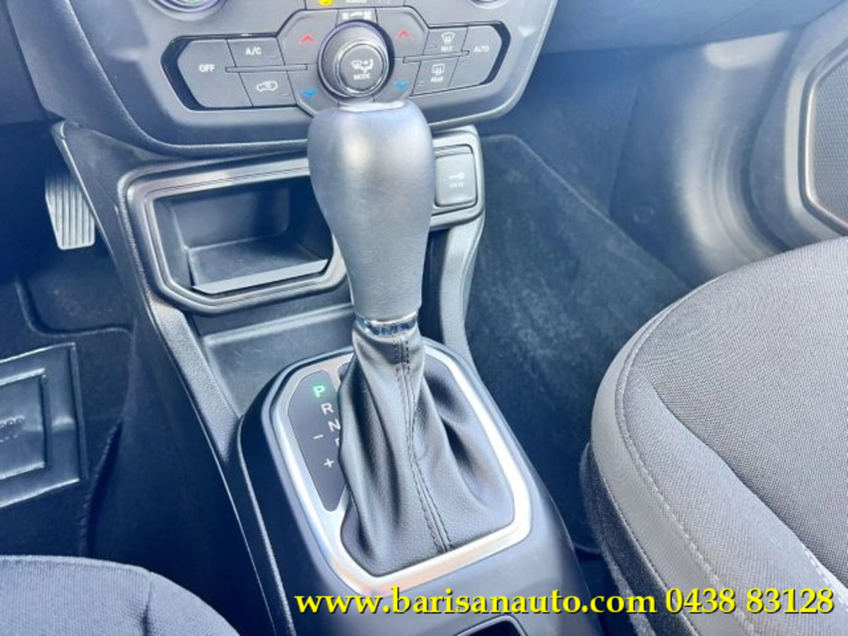 Jeep Renegade 1.5 Turbo T4 MHEV Limited (14)