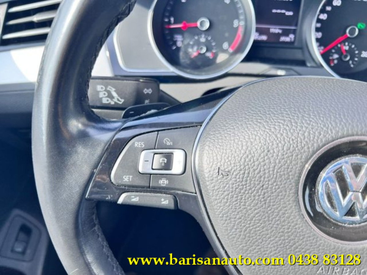 Volkswagen Passat Variant 2.0 TDI DSG Business BlueMotion Tech (16)