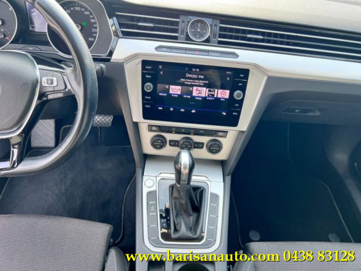Volkswagen Passat Variant 2.0 TDI DSG Business BlueMotion Tech (19)
