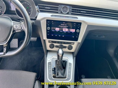 Volkswagen Passat Variant 2.0 TDI DSG Business BlueMotion Tech (19)