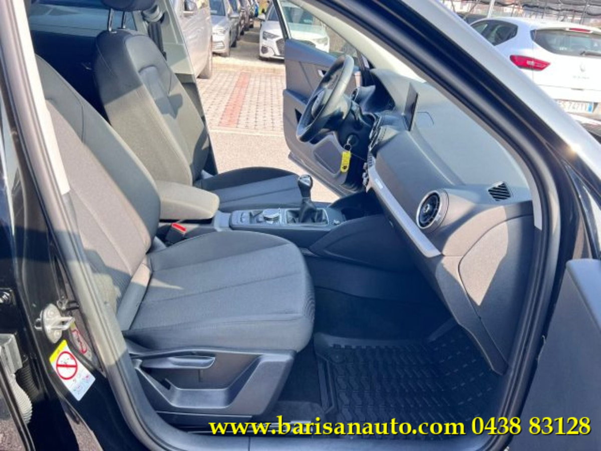 Audi Q2 Q2 30 TFSI Business (4)