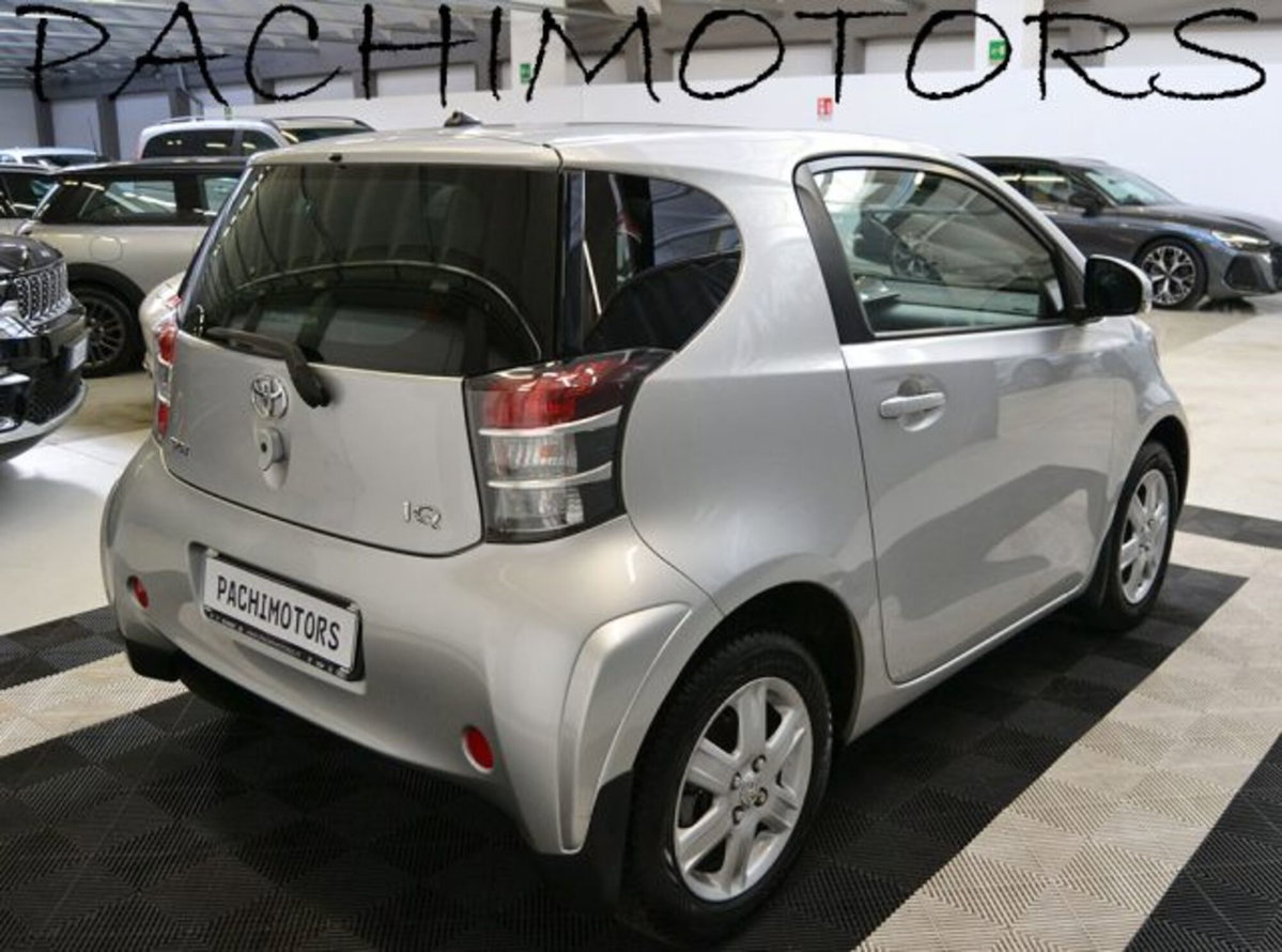 Toyota iQ 1.0 (13)