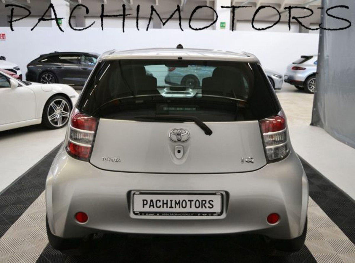 Toyota iQ 1.0 (14)