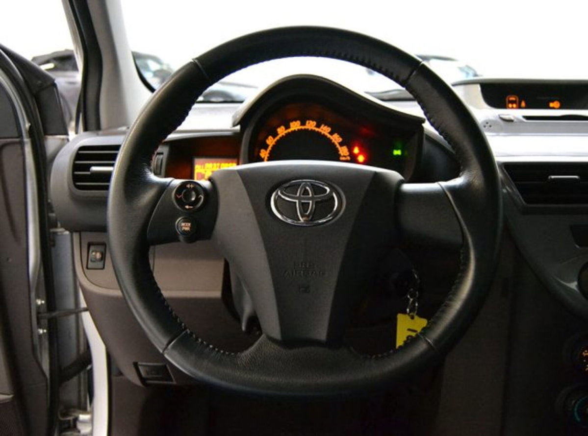 Toyota iQ 1.0 (7)