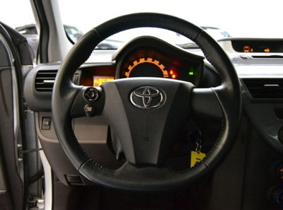 Toyota iQ 1.0 (7)