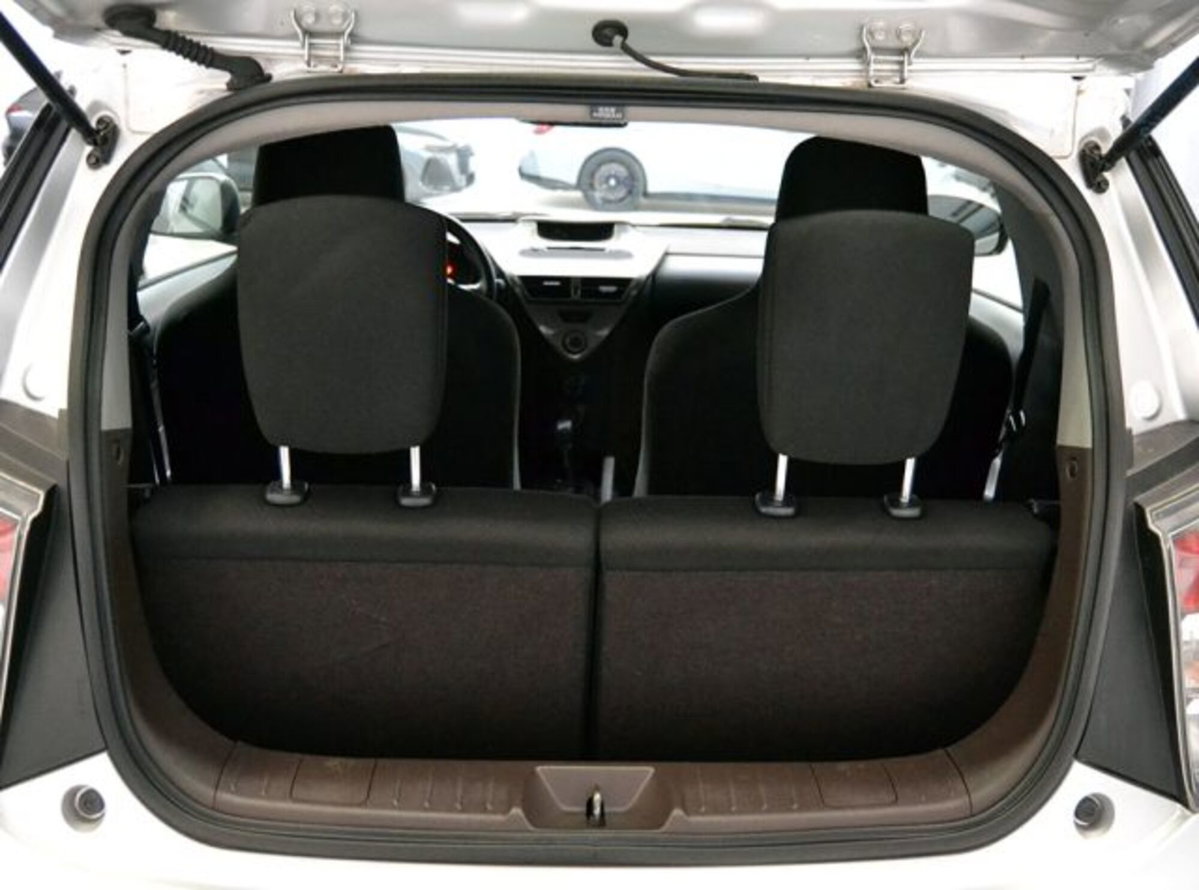 Toyota iQ 1.0 (9)