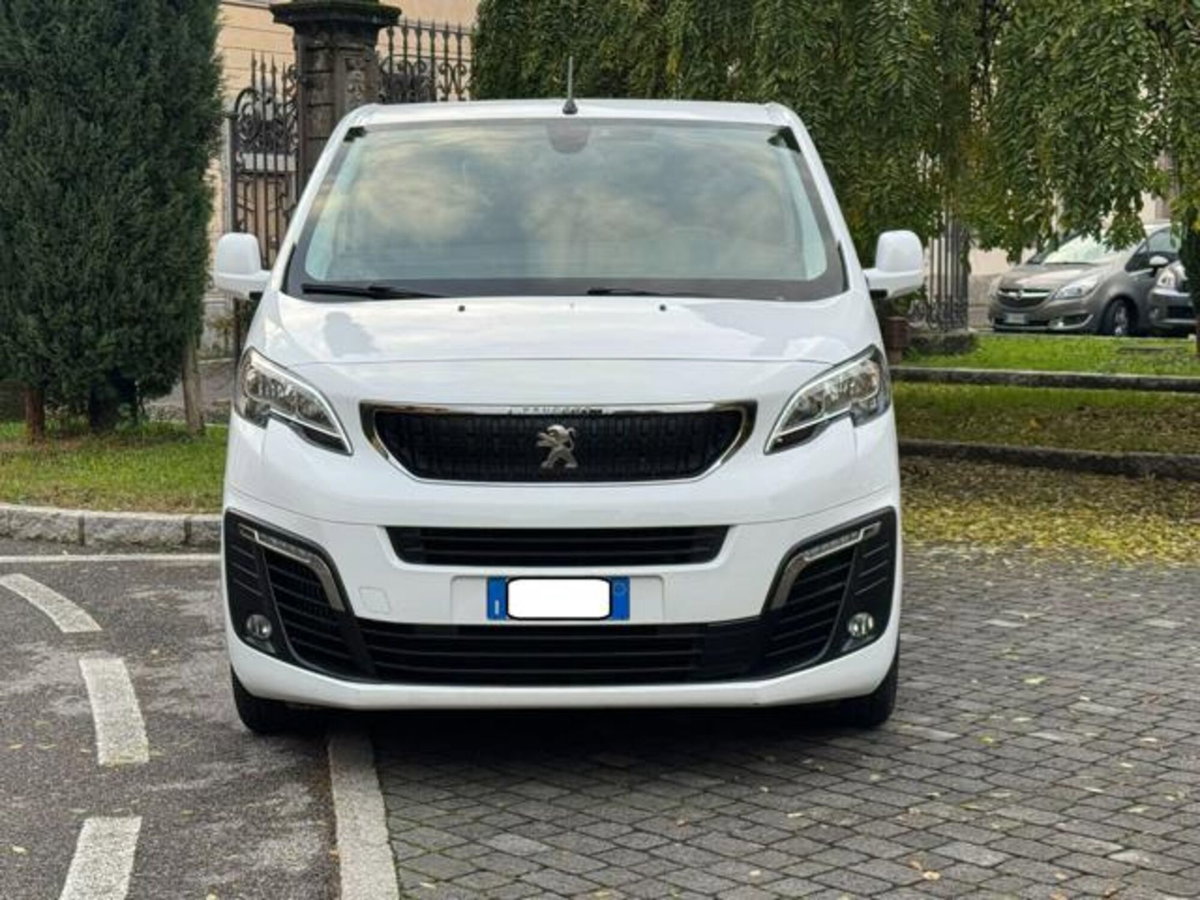 Peugeot Traveller BlueHDi 100 Compact Business (2)