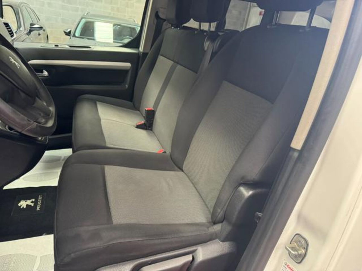 Peugeot Traveller BlueHDi 100 Compact Business (7)