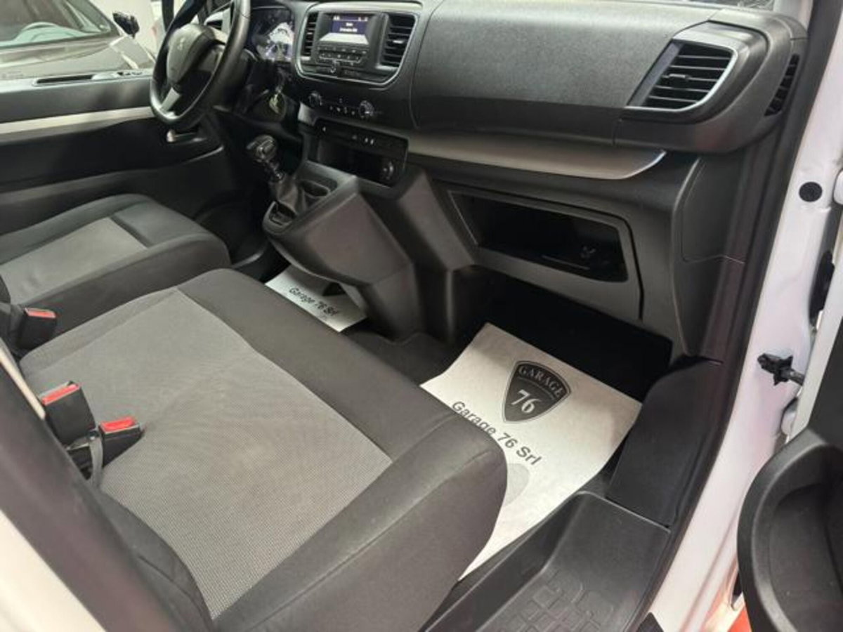 Peugeot Traveller BlueHDi 100 Compact Business (8)