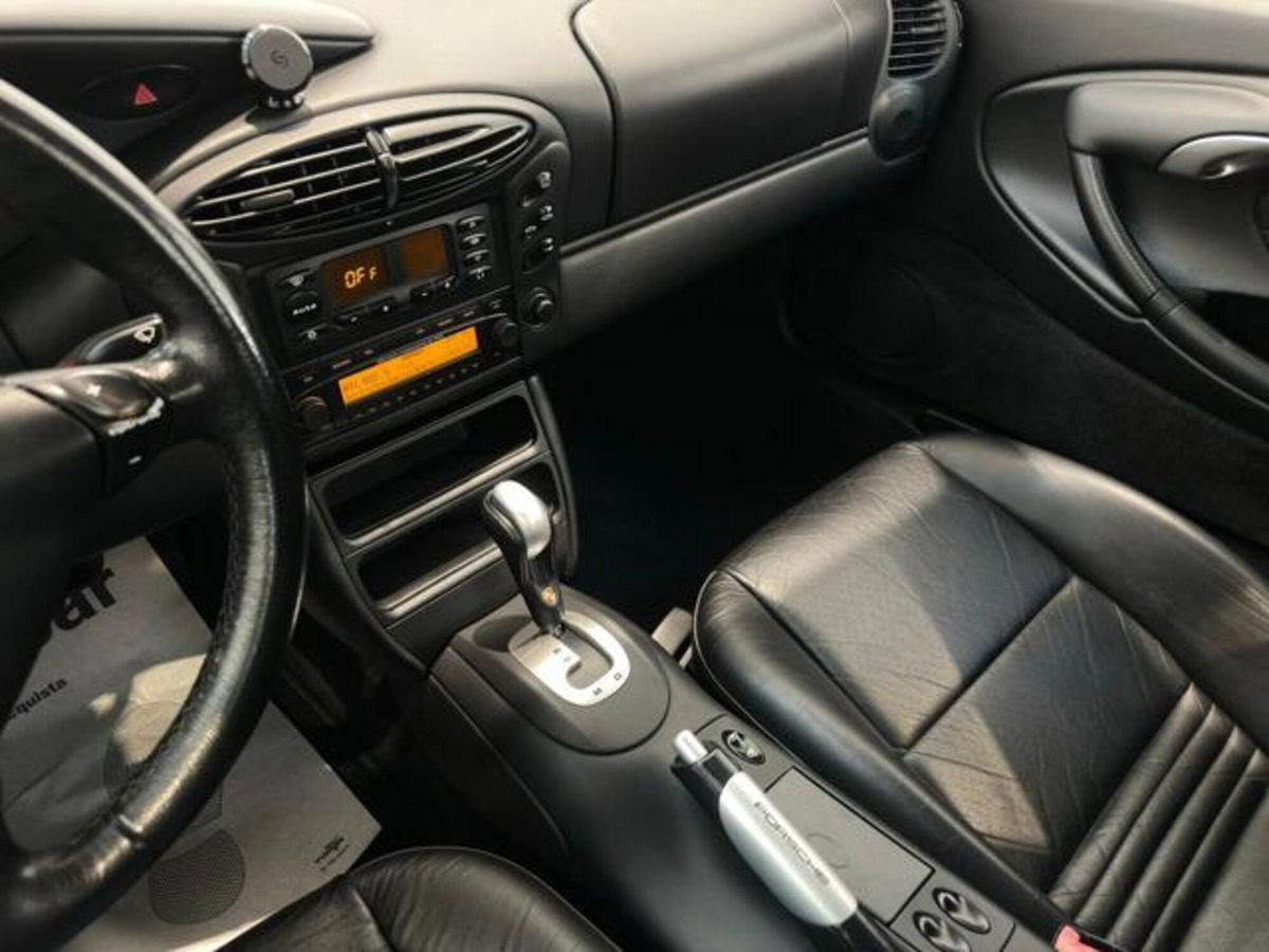 Porsche Boxster 2.7i 24V cat (11)