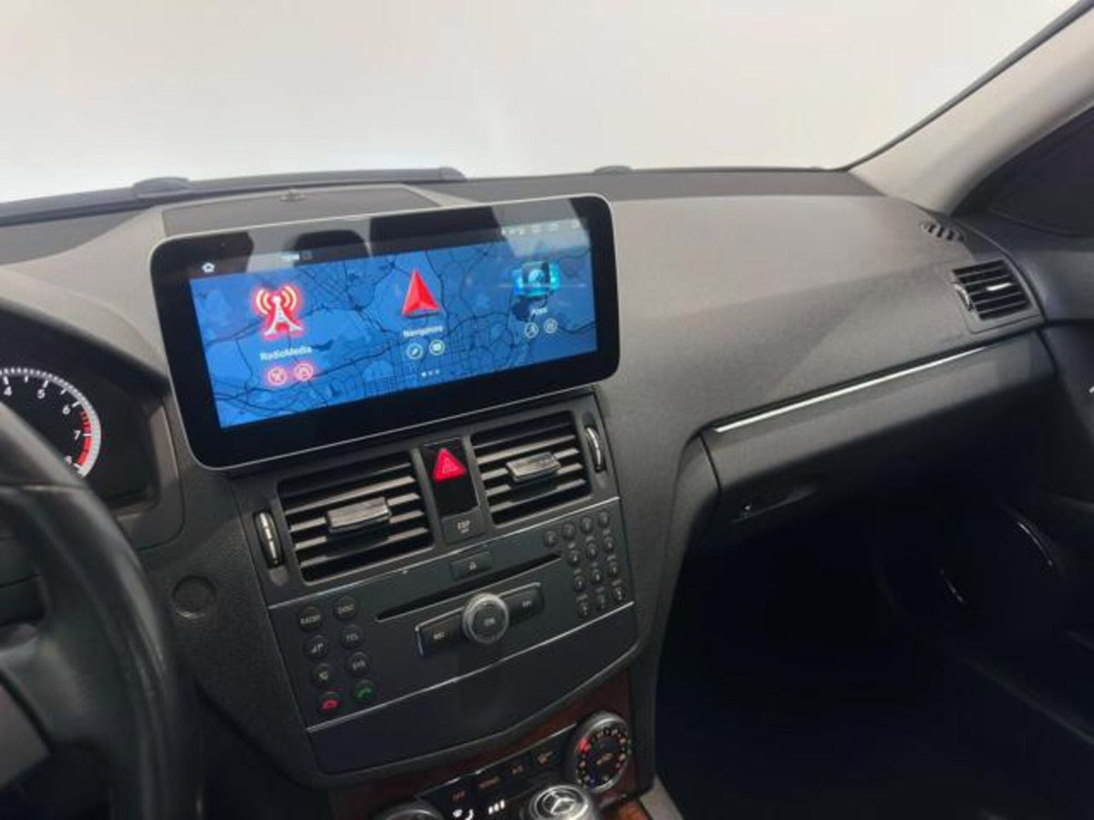 Mercedes-Benz Classe C 280 Elegance (10)