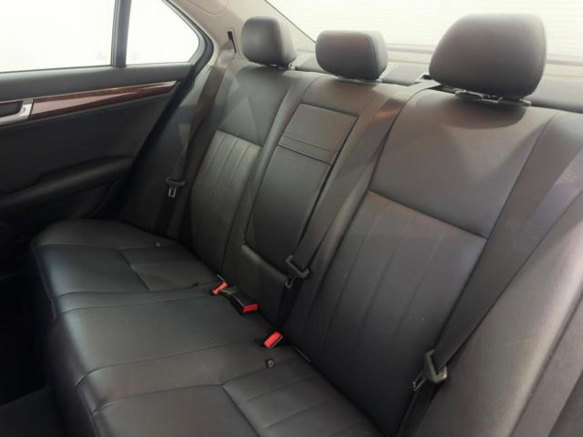 Mercedes-Benz Classe C 280 Elegance (13)