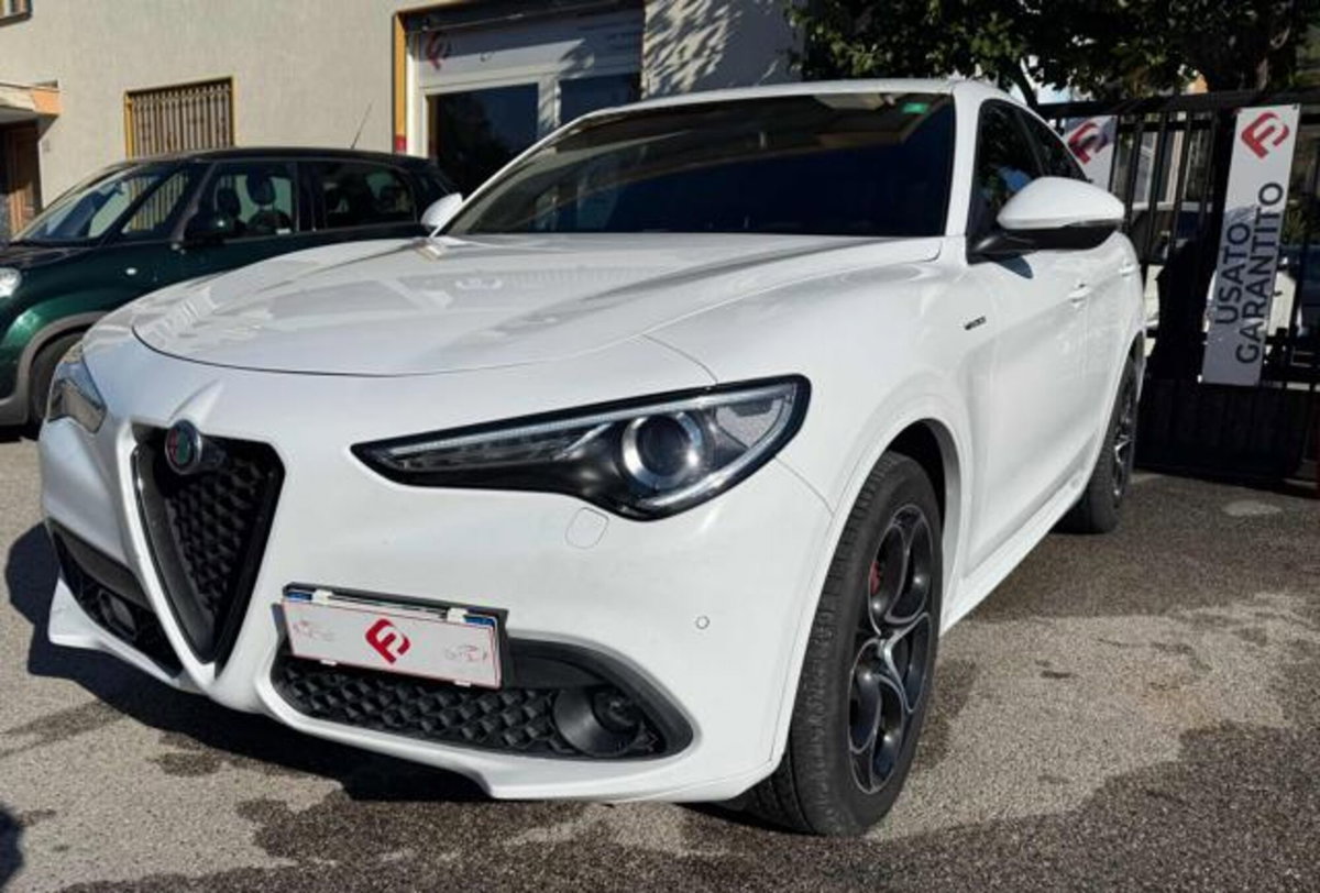 Alfa Romeo Stelvio Stelvio 2.2 Turbodiesel 210 CV AT8 Q4 Veloce (2)