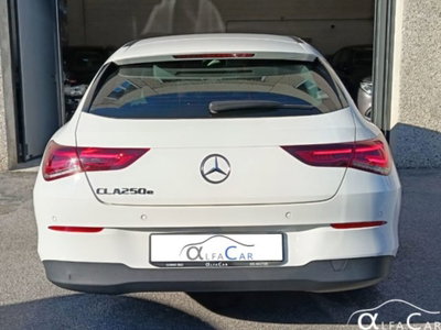 Mercedes-Benz CLA Shooting Brake 250 e Plug-in hybrid Shooting Brake Business (4)