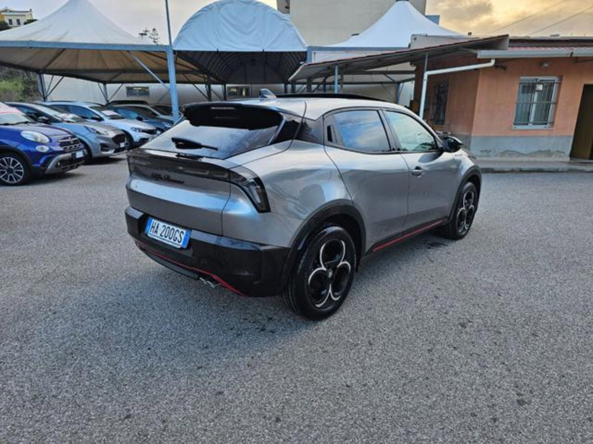 Alfa Romeo Junior elettrica Speciale 156cv (5)