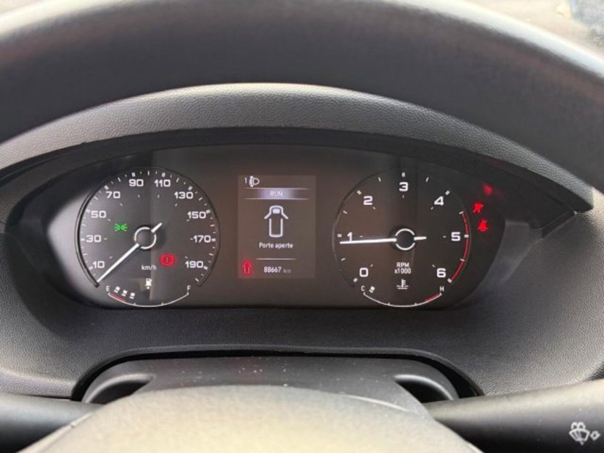 Fiat Ducato Furgone Vetrato 33 MH2 2.2 mjt3 140cv  serie 9 (12)