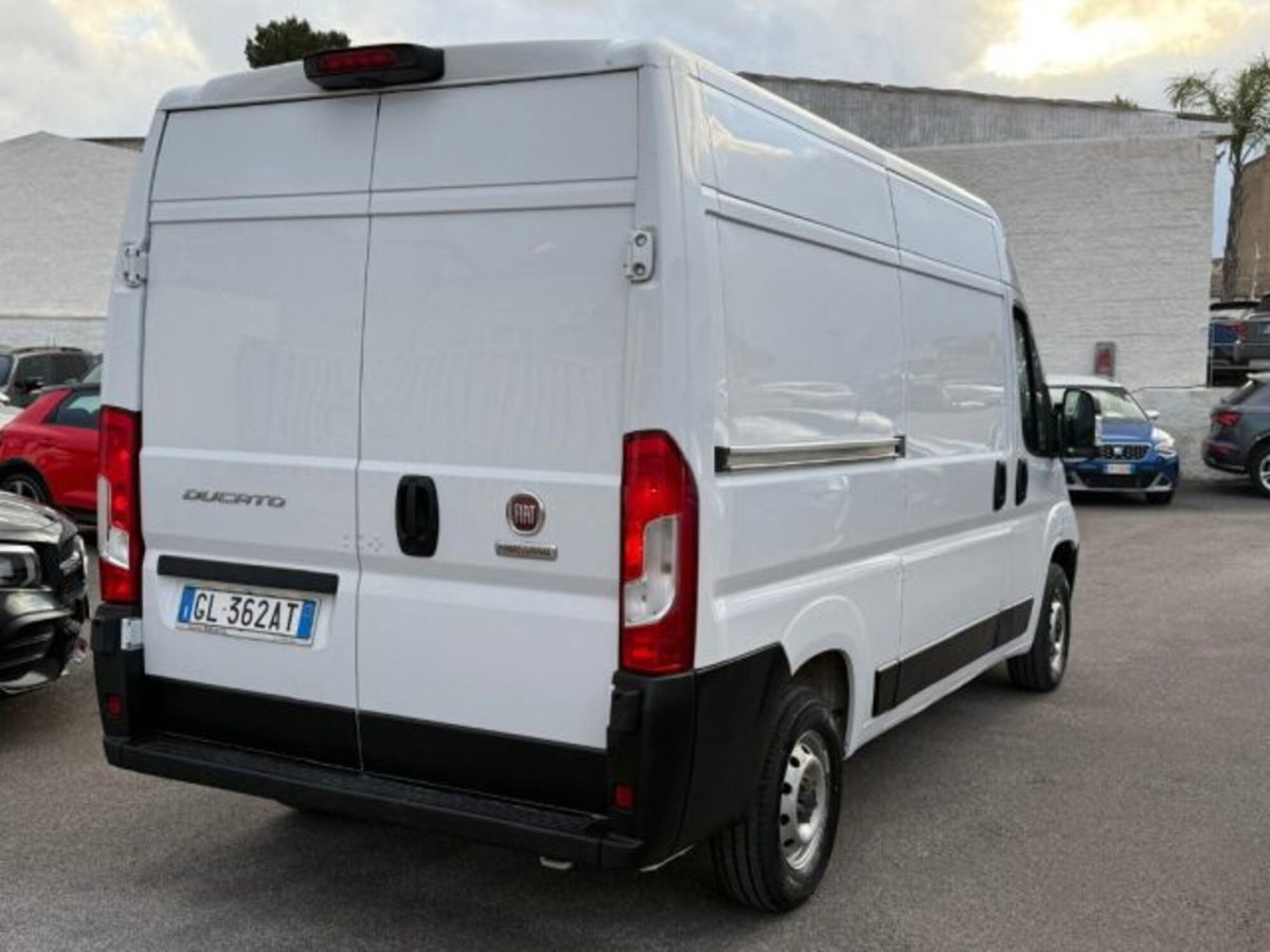 Fiat Ducato Furgone Vetrato 33 MH2 2.2 mjt3 140cv  serie 9 (5)
