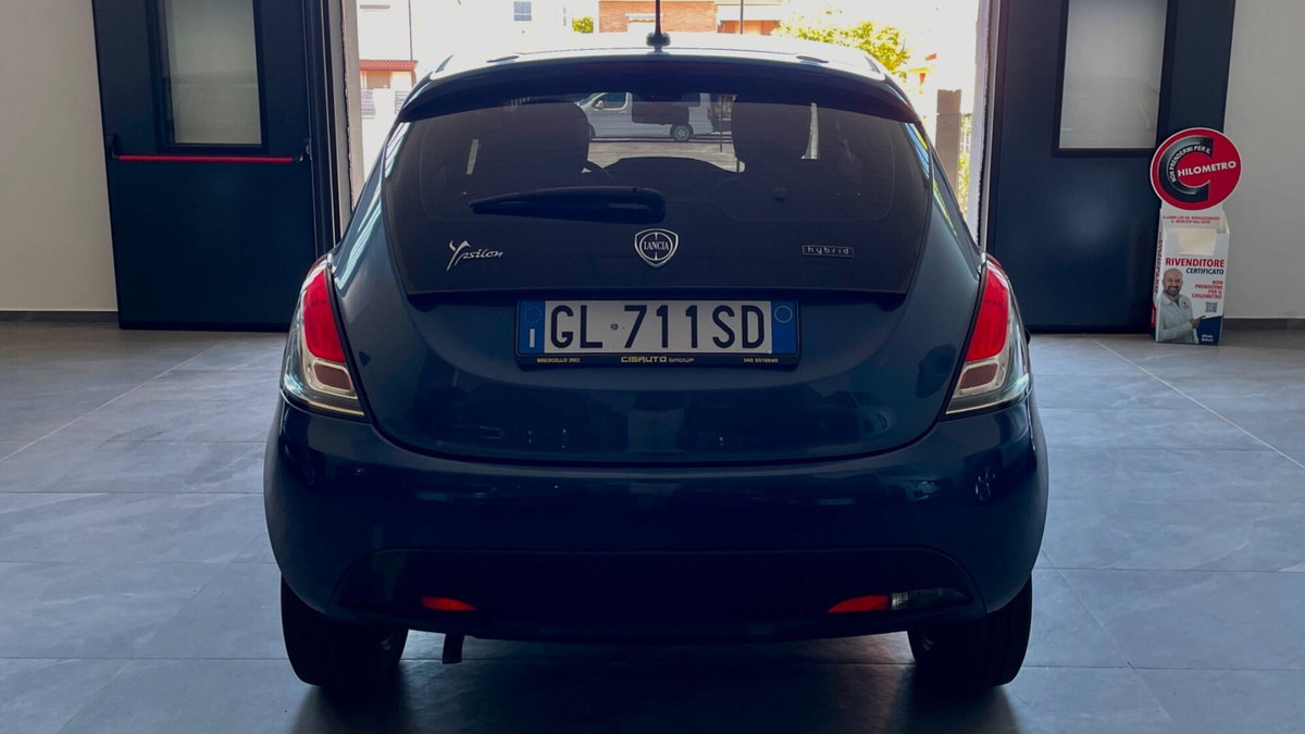 Lancia Ypsilon 1.0 FireFly 5 porte S&S Hybrid Gold Plus (5)