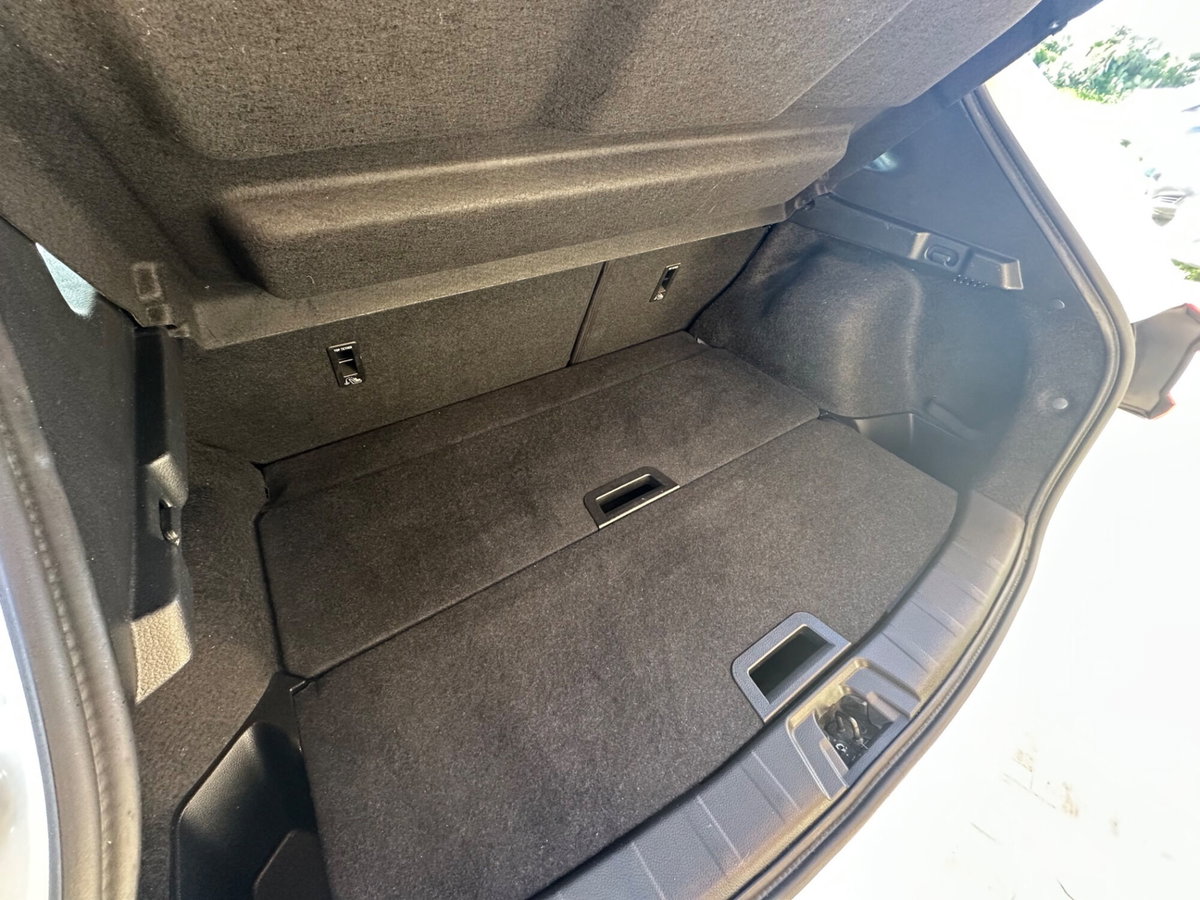 Nissan Qashqai 1.5 dCi 115 CV DCT Visia (14)