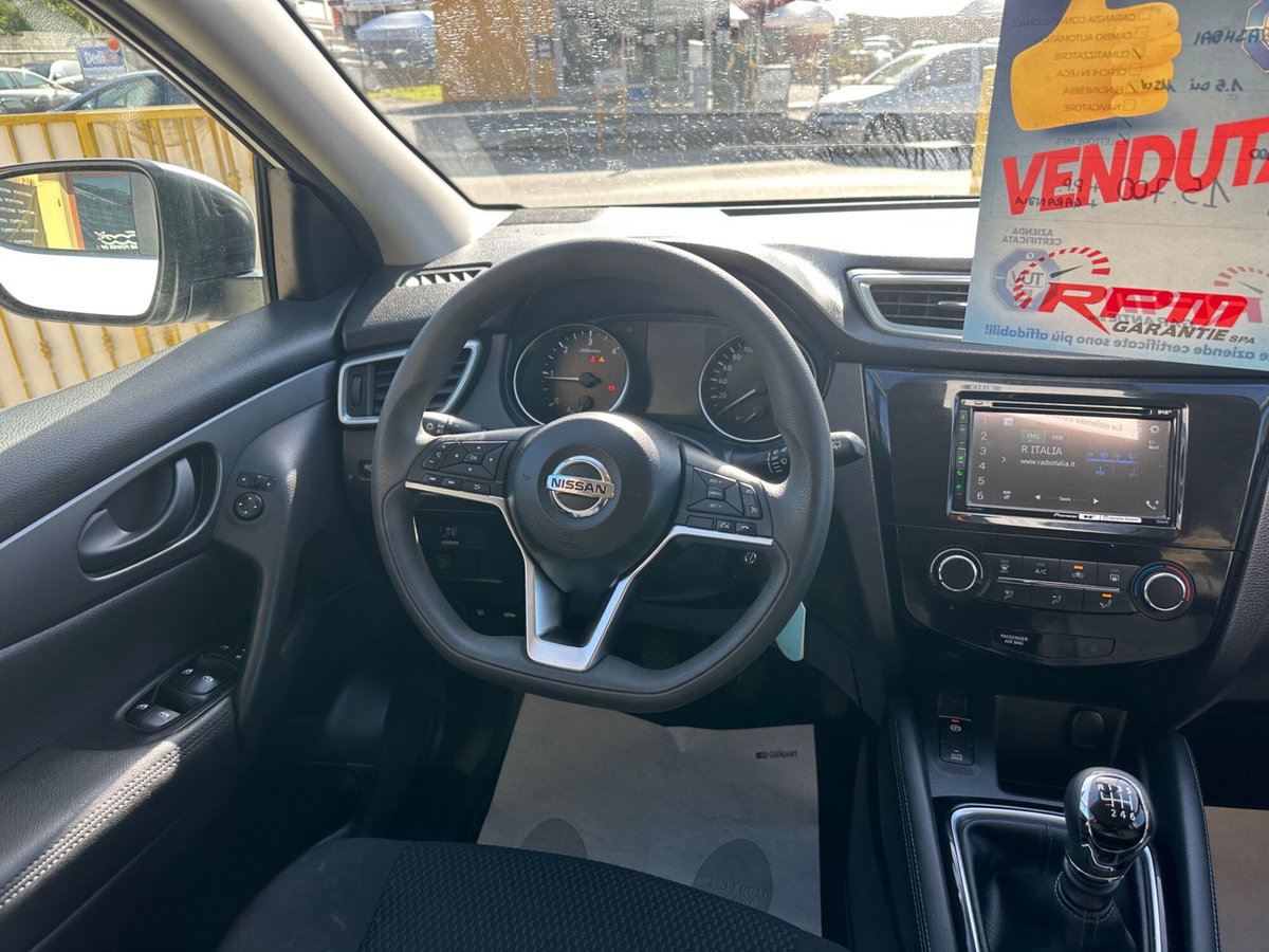 Nissan Qashqai 1.5 dCi 115 CV DCT Visia (16)