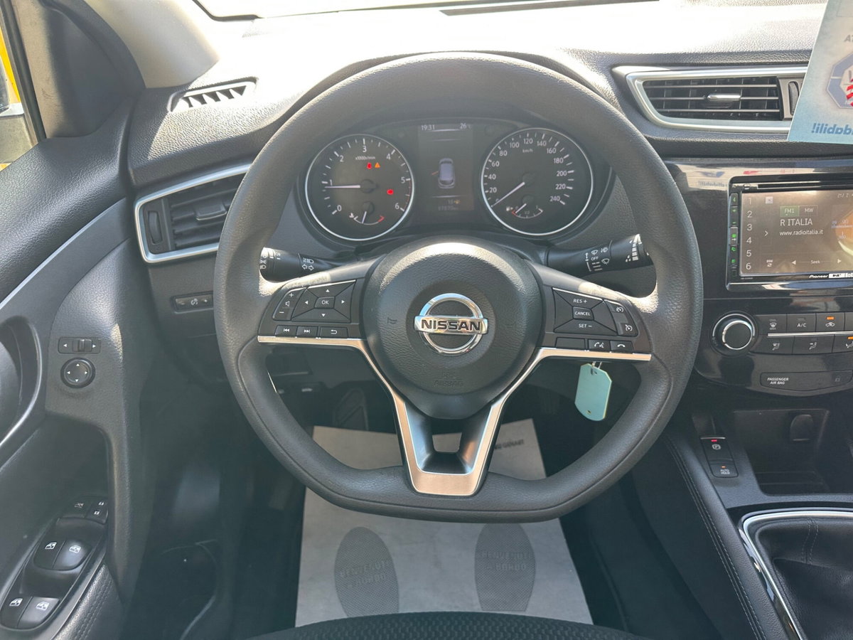 Nissan Qashqai 1.5 dCi 115 CV DCT Visia (17)