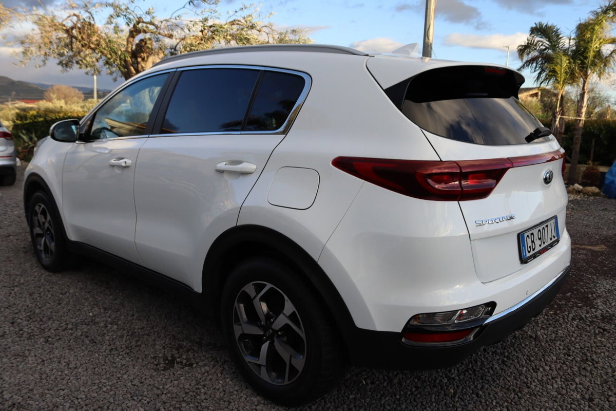 Kia Sportage 1.6 CRDI 115 CV 2WD Style (7)