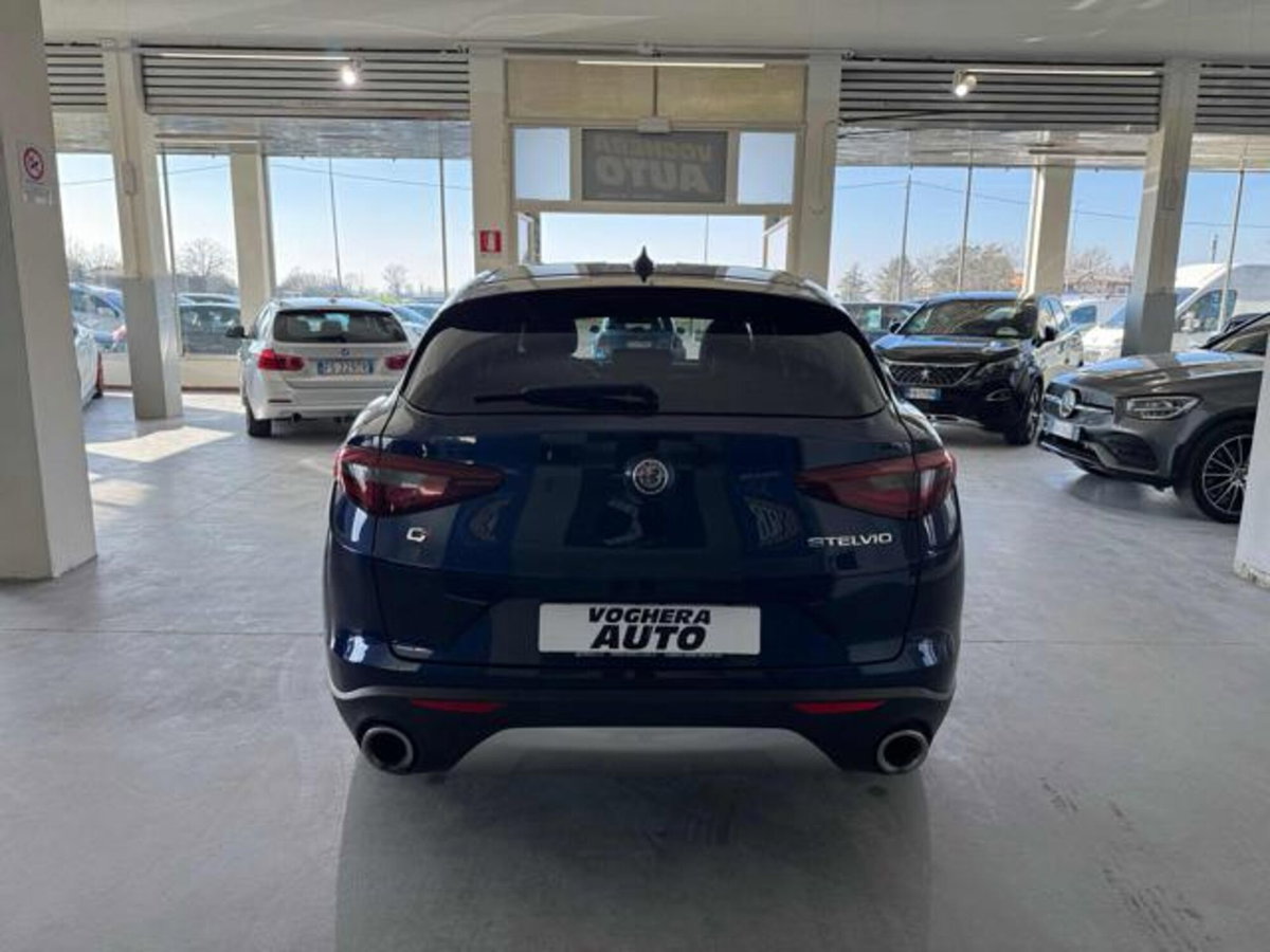 Alfa Romeo Stelvio Stelvio 2.2 Turbodiesel 190 CV AT8 Q4 Executive (3)