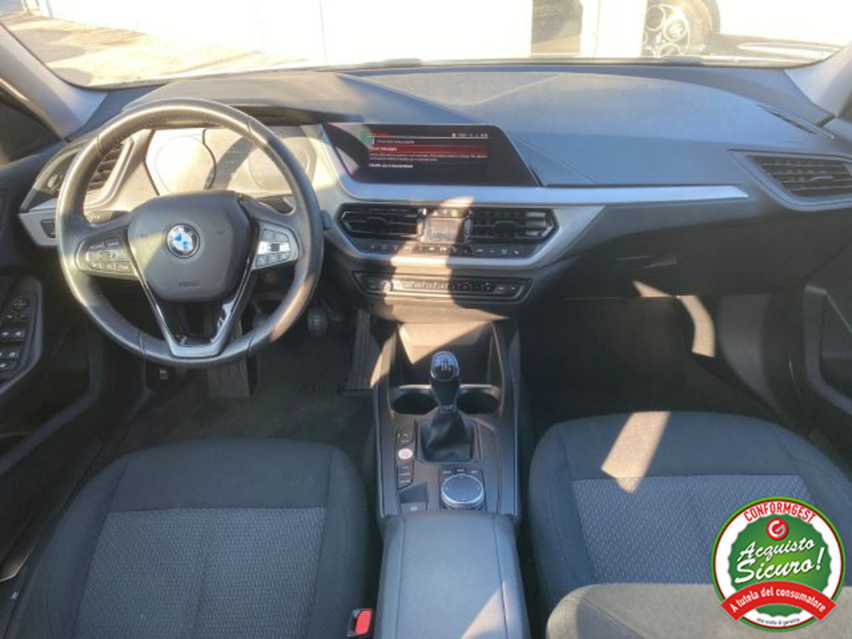 BMW Serie 1 116d 2.0 116CV cat 5 porte Attiva DPF (9)