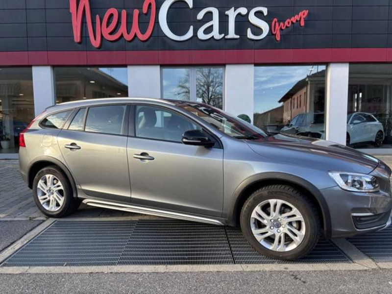 Volvo V60 Cross Country D4 AWD Geartronic Momentum