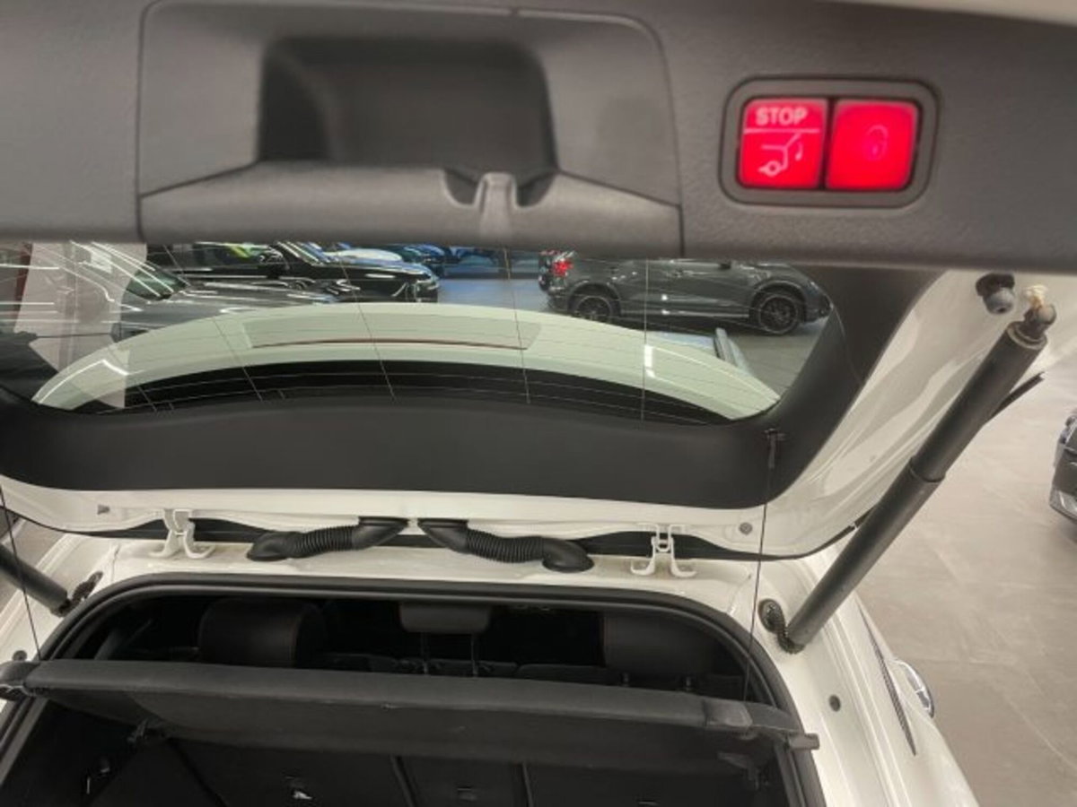 Mercedes-Benz GLA SUV 200 d AMG Line Premium Plus 4matic auto (15)