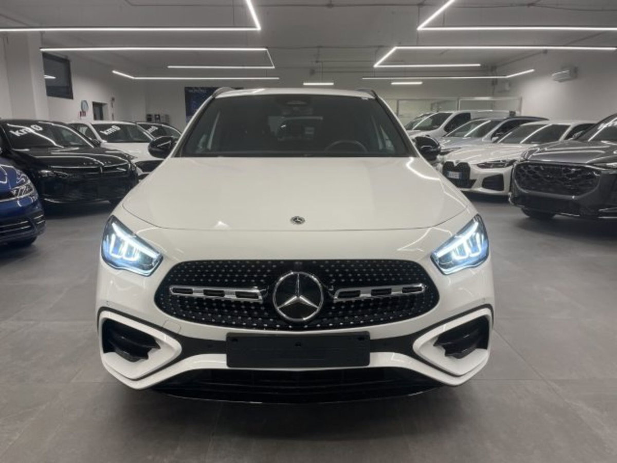 Mercedes-Benz GLA SUV 200 d AMG Line Premium Plus 4matic auto (16)