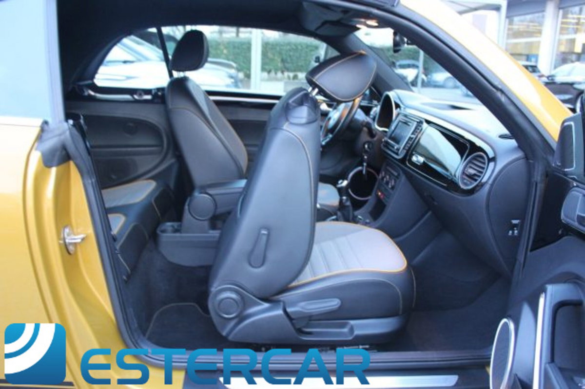 Volkswagen Maggiolino Cabrio 1.4 TSI Sport BlueMotion Technology (18)