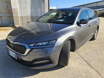 Skoda Octavia Station Wagon 2.0 TDI EVO SCR DSG Wagon Executive usata