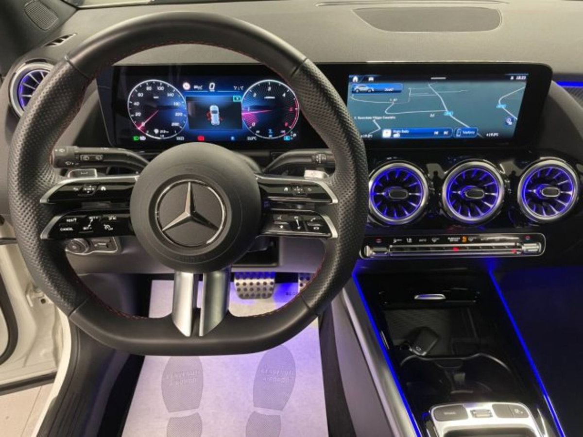 Mercedes-Benz GLA SUV 200 d AMG Line Premium Plus 4matic auto (14)
